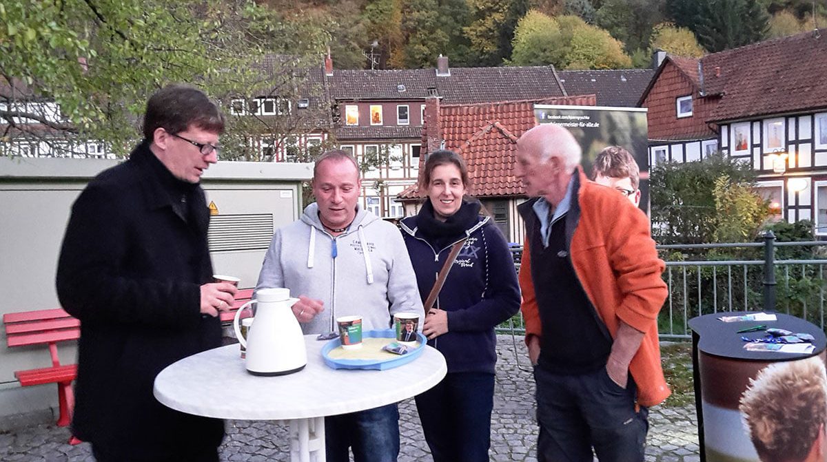 Zuhör-Tour macht zum ersten Mal am Hotze Station